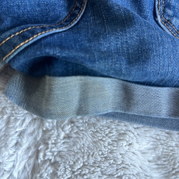 Arizona Blue Denim Cuffed Shorts Size 3 (Juniors) - Picture 6 of 6